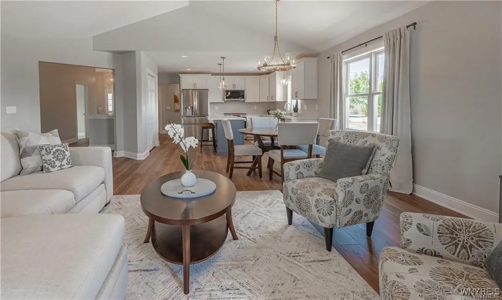 7109 Lincoln Avenue Extension, Lockport Town, New, Lockport Town, New York 14094, 3 Bedrooms Bedrooms, 6 Rooms Rooms,2 BathroomsBathrooms,Residential,For Sale,7109 Lincoln Avenue Extension, Lockport Town, New ,0,B1597564