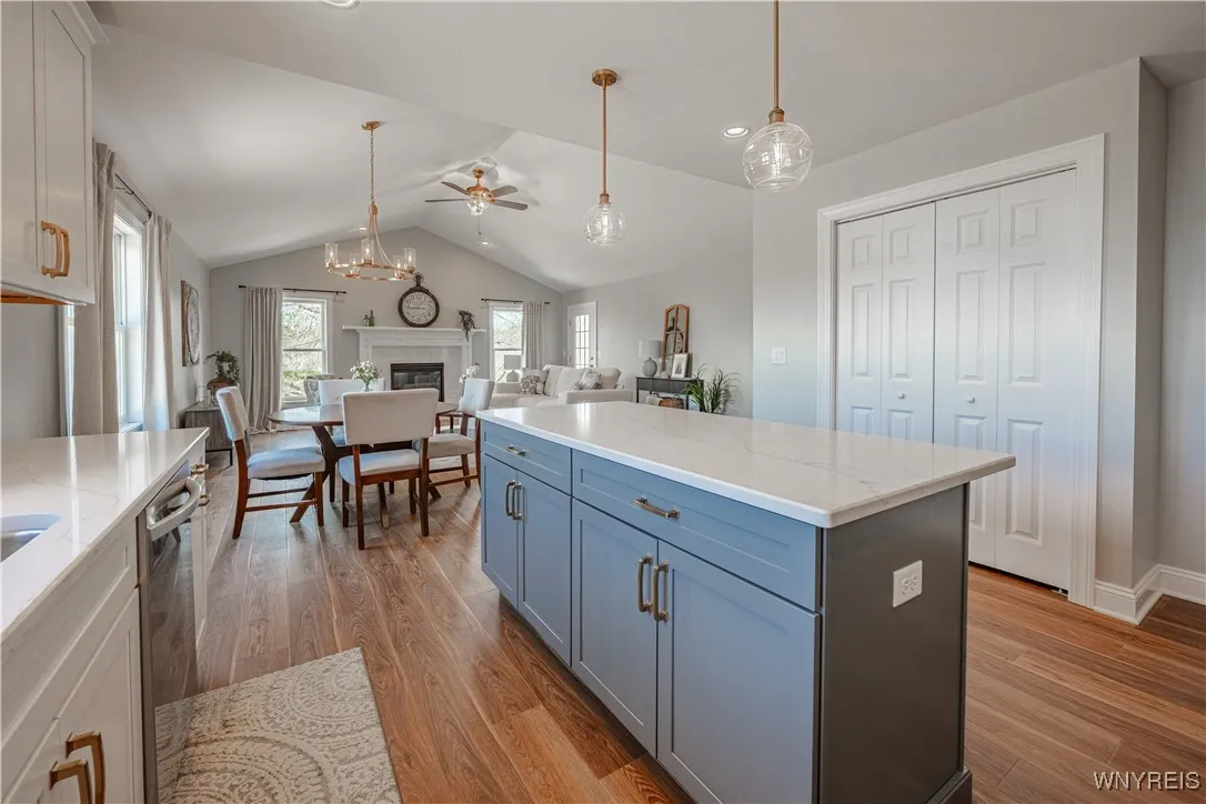 7109 Lincoln Avenue Extension, Lockport Town, New, Lockport Town, New York 14094, 3 Bedrooms Bedrooms, 6 Rooms Rooms,2 BathroomsBathrooms,Residential,For Sale,7109 Lincoln Avenue Extension, Lockport Town, New ,0,B1597596