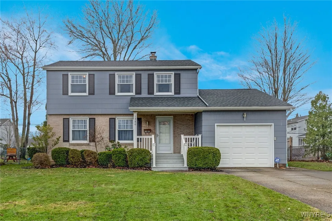 1980 Marjorie Road, Grand Island, New York 14072, Grand Island, New York 14072, 4 Bedrooms Bedrooms, 8 Rooms Rooms,1 BathroomBathrooms,Residential,Closed,1980 Marjorie Road, Grand Island, New York 14072,0,B1597899