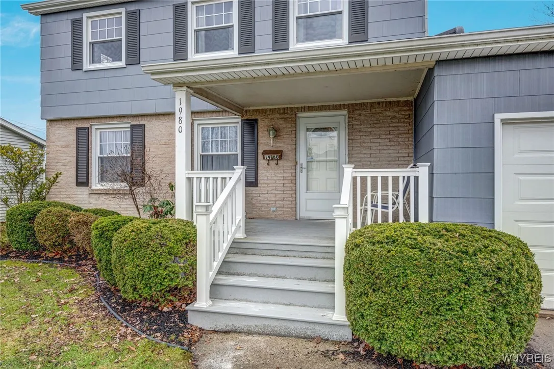 1980 Marjorie Road, Grand Island, New York 14072, Grand Island, New York 14072, 4 Bedrooms Bedrooms, 8 Rooms Rooms,1 BathroomBathrooms,Residential,Closed,1980 Marjorie Road, Grand Island, New York 14072,0,B1597899
