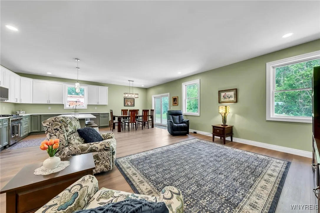 35 Fieldcrest Drive, Pembroke, New York 14036, Pembroke, New York 14036, 3 Bedrooms Bedrooms, 7 Rooms Rooms,2 BathroomsBathrooms,Residential,Closed,35 Fieldcrest Drive, Pembroke, New York 14036,0,B1595370