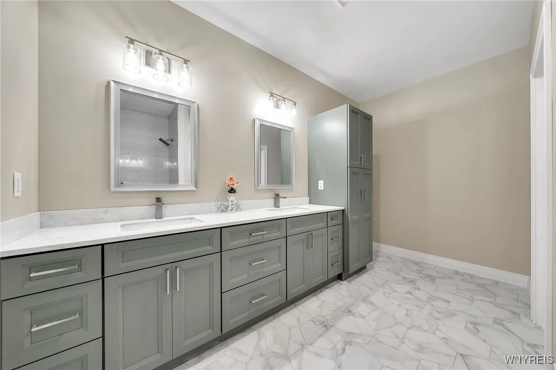 35 Fieldcrest Drive, Pembroke, New York 14036, Pembroke, New York 14036, 3 Bedrooms Bedrooms, 7 Rooms Rooms,2 BathroomsBathrooms,Residential,For Sale,35 Fieldcrest Drive, Pembroke, New York 14036,B1595370