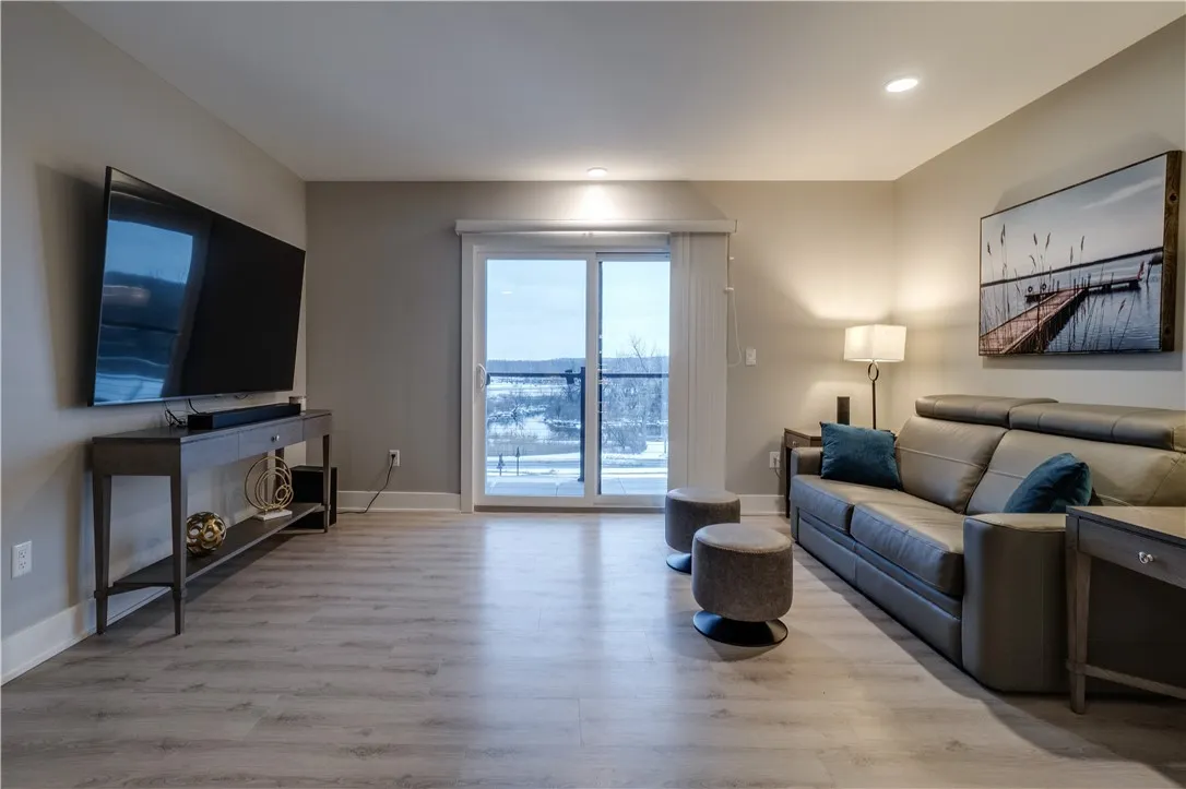 205 Lakeshore Drive 516, Canandaigua-city, New Yor, Canandaigua City, New York 14424, 2 Bedrooms Bedrooms, 4 Rooms Rooms,2 BathroomsBathrooms,Residential,For Sale,205 Lakeshore Drive 516, Canandaigua-city, New Yor,0,R1596896