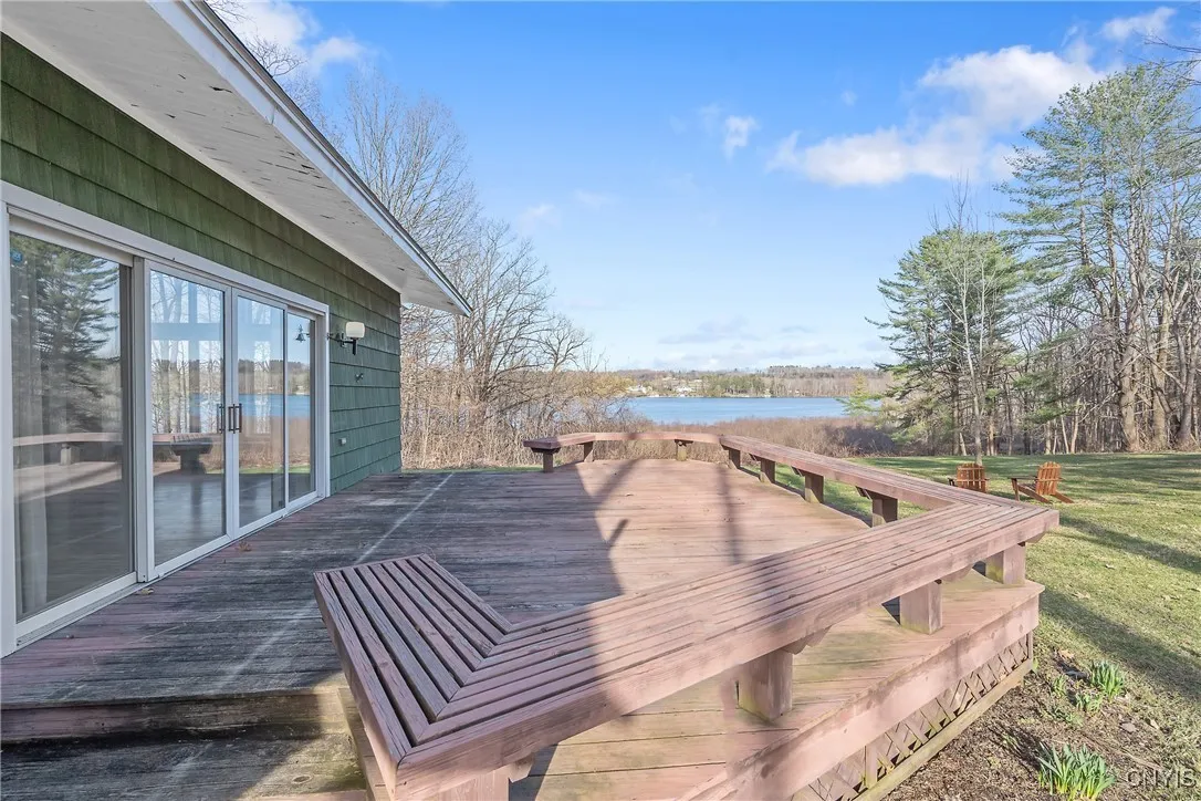 3158 W Lake Rd, Cazenovia, New York 13035, Cazenovia, New York 13035, 3 Bedrooms Bedrooms, 7 Rooms Rooms,2 BathroomsBathrooms,Residential,Closed,3158 W Lake Rd, Cazenovia, New York 13035,0,S1597814