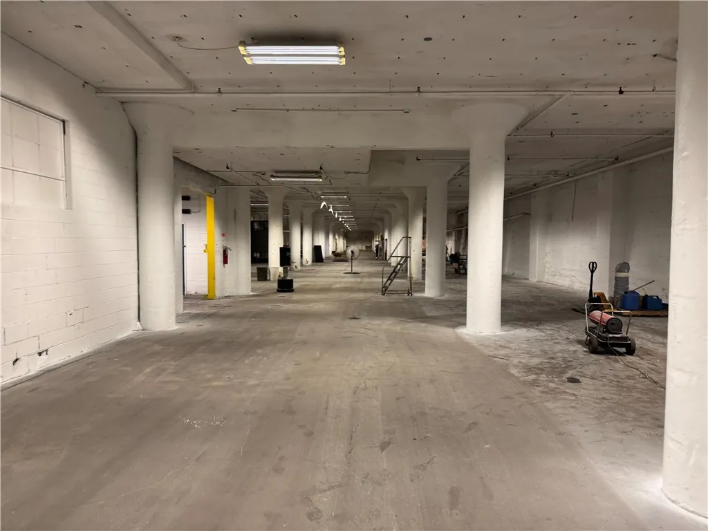 2 Potomac Street, Rochester, New York 14611, Rochester, New York 14611, ,Commercial Lease,For Rent,2 Potomac Street, Rochester, New York 14611,R1598265