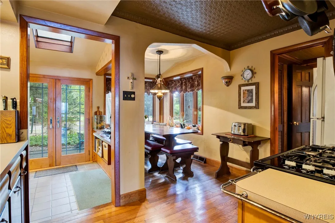6634 Lake Shore Road, Evans, New York 14047, Evans, New York 14047, 4 Bedrooms Bedrooms, 12 Rooms Rooms,2 BathroomsBathrooms,Residential,For Sale,6634 Lake Shore Road, Evans, New York 14047,B1598088