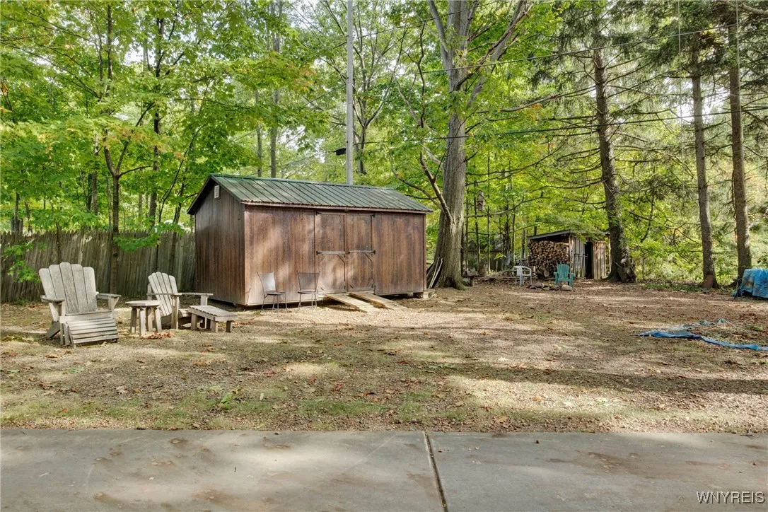 6634 Lake Shore Road, Evans, New York 14047, Evans, New York 14047, 4 Bedrooms Bedrooms, 12 Rooms Rooms,2 BathroomsBathrooms,Residential,For Sale,6634 Lake Shore Road, Evans, New York 14047,B1598088