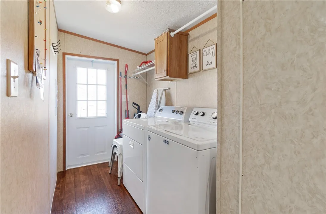 9588 Way Mandalay Road, Wayne, New York 14840, Wayne, New York 14840, 2 Bedrooms Bedrooms, 4 Rooms Rooms,2 BathroomsBathrooms,Residential,For Sale,9588 Way Mandalay Road, Wayne, New York 14840,R1595339