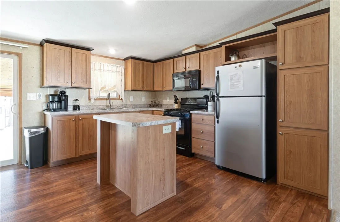 9588 Way Mandalay Road, Wayne, New York 14840, Wayne, New York 14840, 2 Bedrooms Bedrooms, 4 Rooms Rooms,2 BathroomsBathrooms,Residential,For Sale,9588 Way Mandalay Road, Wayne, New York 14840,R1595339