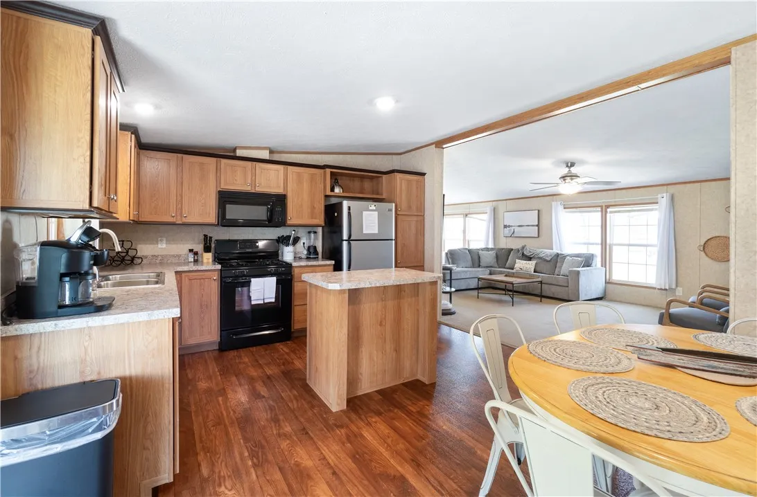 9588 Way Mandalay Road, Wayne, New York 14840, Wayne, New York 14840, 2 Bedrooms Bedrooms, 4 Rooms Rooms,2 BathroomsBathrooms,Residential,For Sale,9588 Way Mandalay Road, Wayne, New York 14840,R1595339