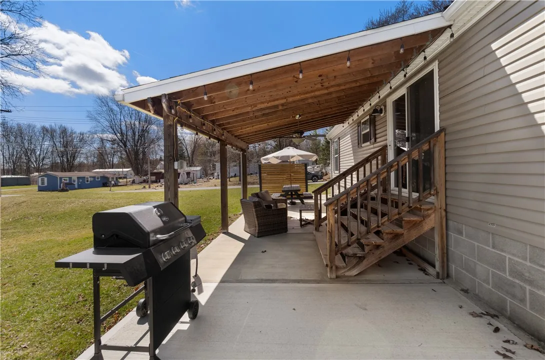 9588 Way Mandalay Road, Wayne, New York 14840, Wayne, New York 14840, 2 Bedrooms Bedrooms, 4 Rooms Rooms,2 BathroomsBathrooms,Residential,For Sale,9588 Way Mandalay Road, Wayne, New York 14840,R1595339