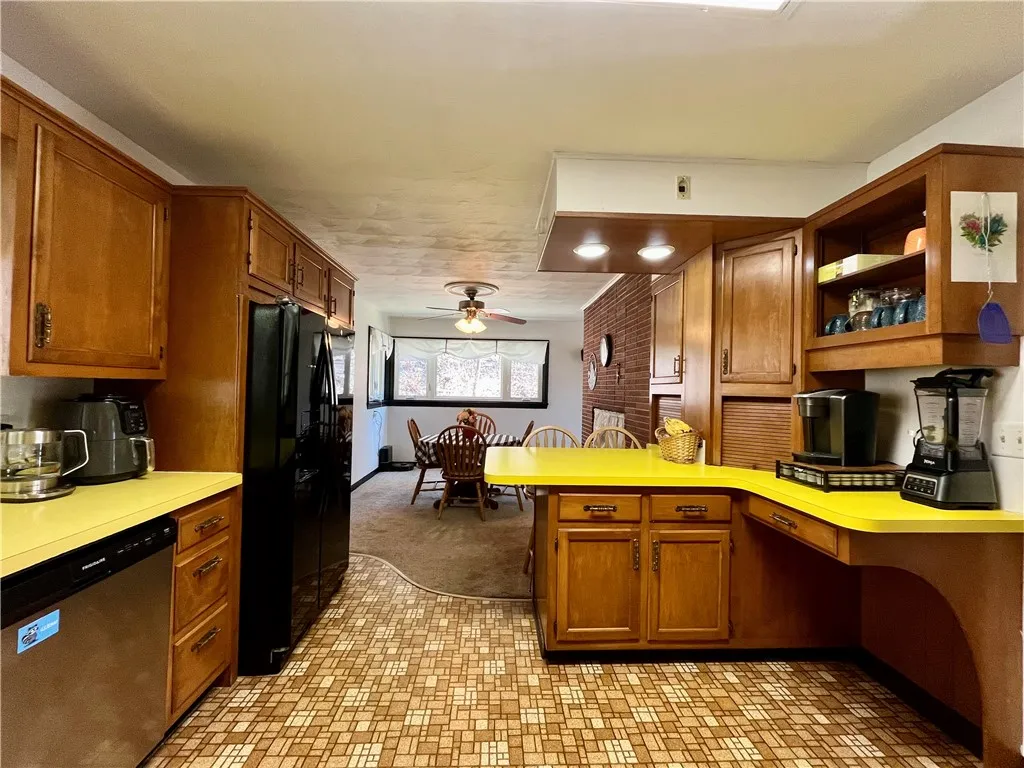 115 Forest Hills Drive, Elmira, New York 14905, Elmira, New York 14905, 4 Bedrooms Bedrooms, 9 Rooms Rooms,2 BathroomsBathrooms,Residential,For Sale,115 Forest Hills Drive, Elmira, New York 14905,R1598322