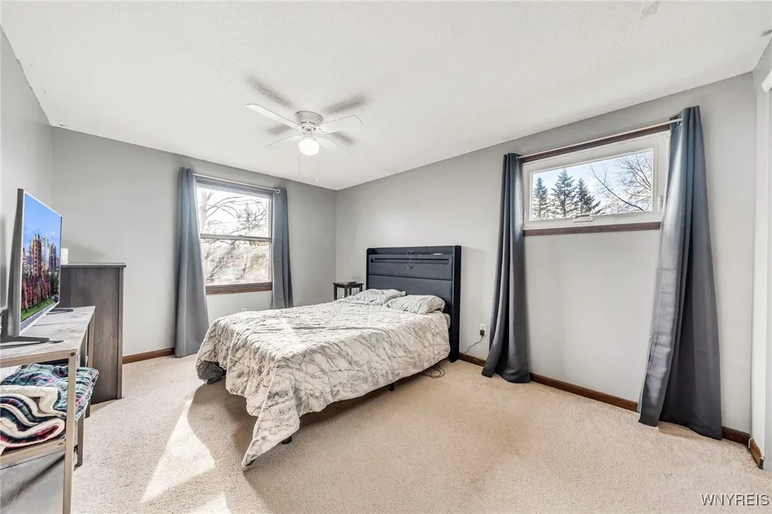 5874 Mckinley Parkway, Hamburg, New York 14075, Hamburg, New York 14075, 6 Bedrooms Bedrooms, ,2 BathroomsBathrooms,Residential,Closed,5874 Mckinley Parkway, Hamburg, New York 14075,0,B1598354