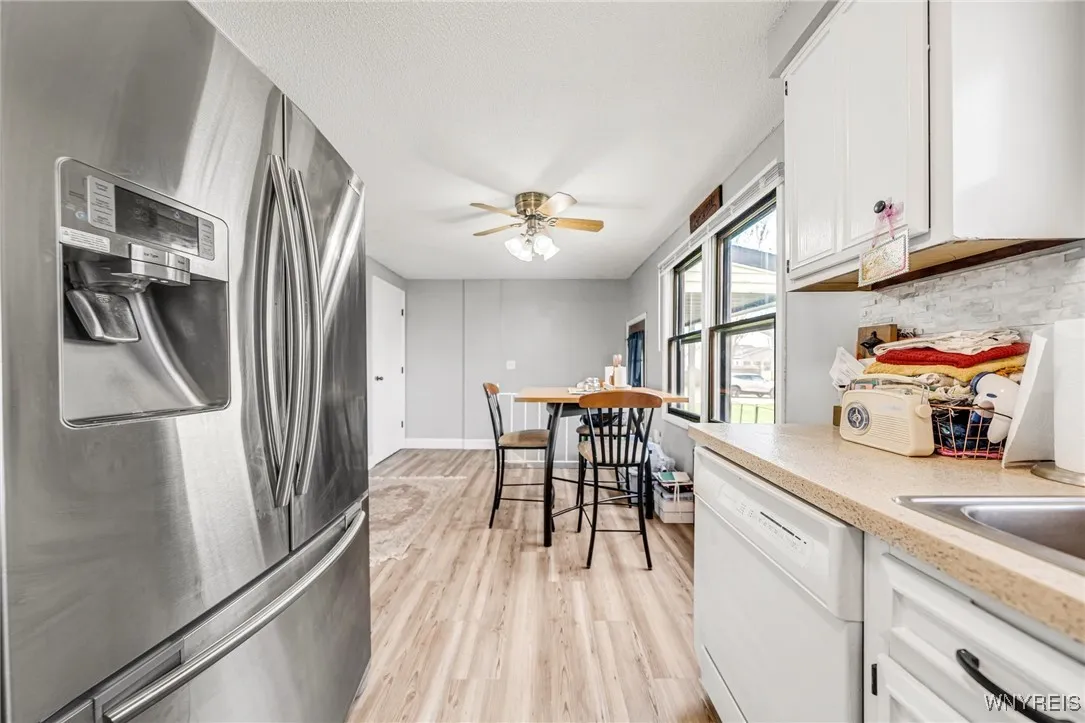 5874 Mckinley Parkway, Hamburg, New York 14075, Hamburg, New York 14075, 6 Bedrooms Bedrooms, ,2 BathroomsBathrooms,Residential,Closed,5874 Mckinley Parkway, Hamburg, New York 14075,0,B1598354