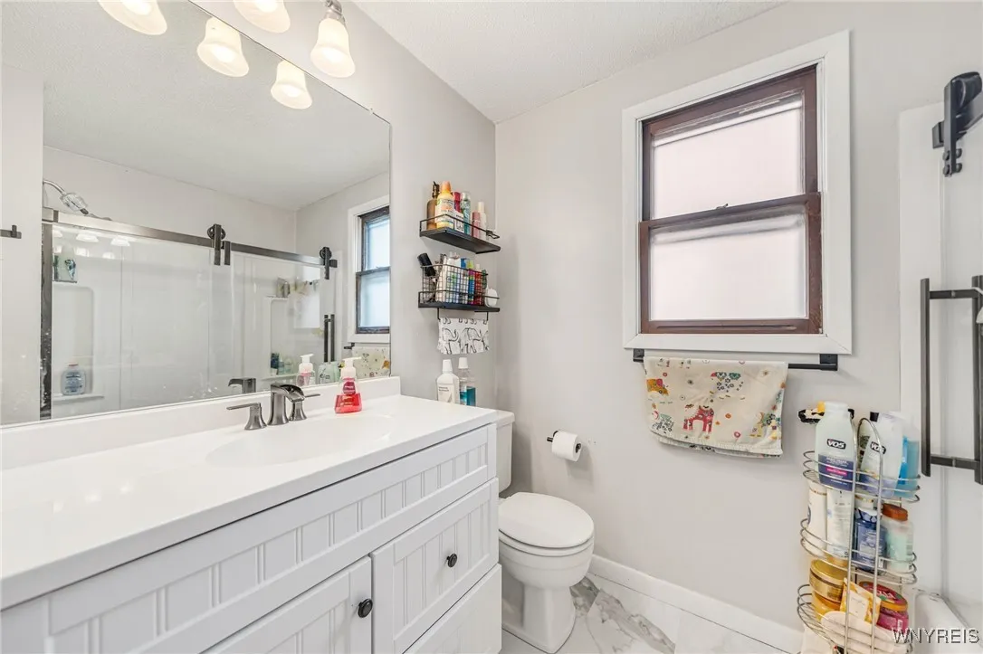 5874 Mckinley Parkway, Hamburg, New York 14075, Hamburg, New York 14075, 6 Bedrooms Bedrooms, ,2 BathroomsBathrooms,Residential,Closed,5874 Mckinley Parkway, Hamburg, New York 14075,0,B1598354