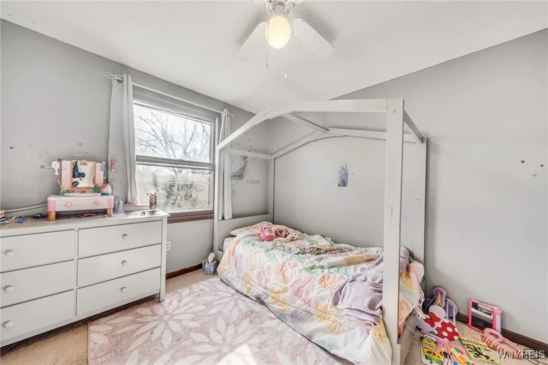 5874 Mckinley Parkway, Hamburg, New York 14075, Hamburg, New York 14075, 6 Bedrooms Bedrooms, ,2 BathroomsBathrooms,Residential,Closed,5874 Mckinley Parkway, Hamburg, New York 14075,0,B1598354