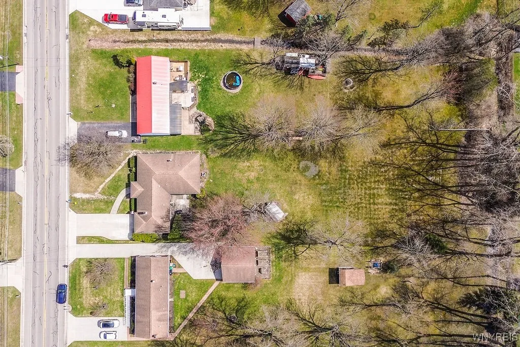 1211 Dodge Road, Amherst, New York 14068, Amherst, New York 14068, 4 Bedrooms Bedrooms, 8 Rooms Rooms,2 BathroomsBathrooms,Residential,Closed,1211 Dodge Road, Amherst, New York 14068,0,B1597904