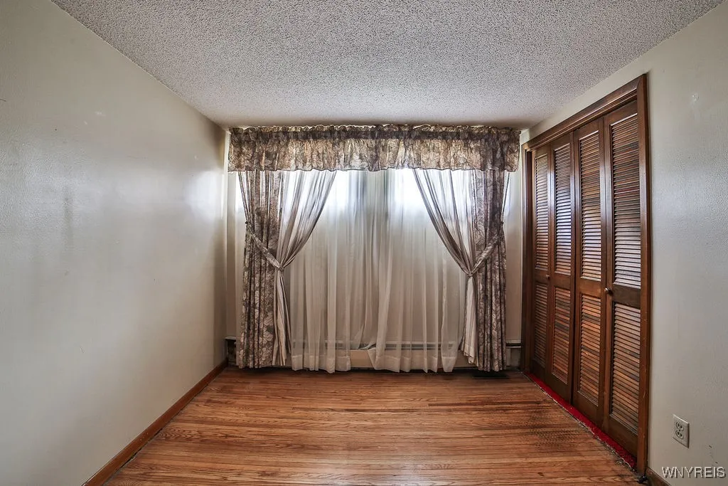 1211 Dodge Road, Amherst, New York 14068, Amherst, New York 14068, 4 Bedrooms Bedrooms, 8 Rooms Rooms,2 BathroomsBathrooms,Residential,Closed,1211 Dodge Road, Amherst, New York 14068,0,B1597904