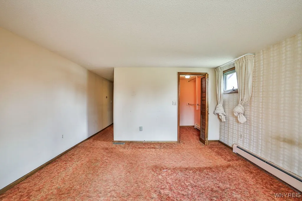 1211 Dodge Road, Amherst, New York 14068, Amherst, New York 14068, 4 Bedrooms Bedrooms, 8 Rooms Rooms,2 BathroomsBathrooms,Residential,Closed,1211 Dodge Road, Amherst, New York 14068,0,B1597904