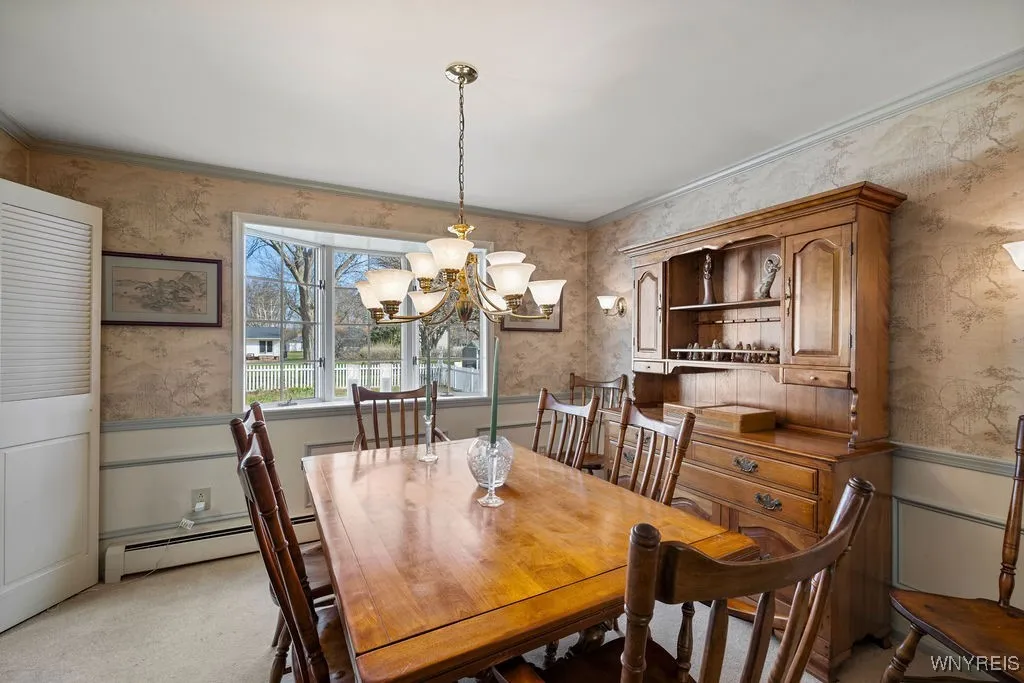 Formal dining room