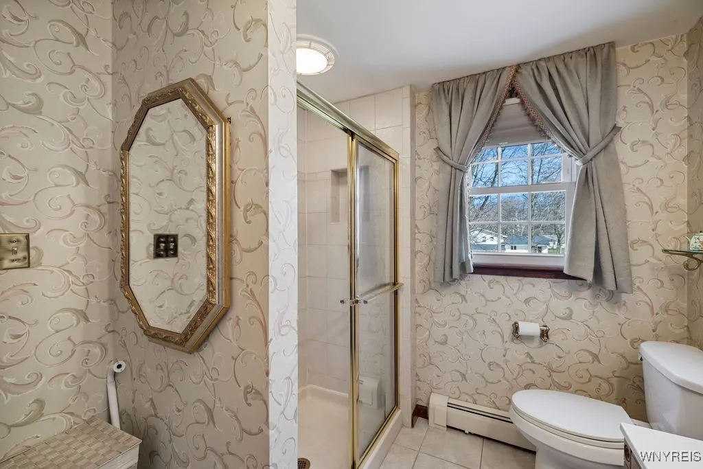 615 Sandlewood Drive, Lewiston, New York 14092, Lewiston, New York 14092, 5 Bedrooms Bedrooms, 14 Rooms Rooms,3 BathroomsBathrooms,Residential,Closed,615 Sandlewood Drive, Lewiston, New York 14092,0,B1597996