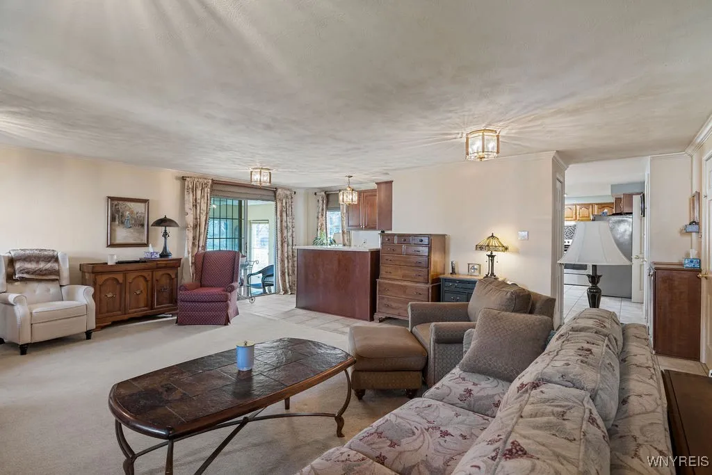 615 Sandlewood Drive, Lewiston, New York 14092, Lewiston, New York 14092, 5 Bedrooms Bedrooms, 14 Rooms Rooms,3 BathroomsBathrooms,Residential,Closed,615 Sandlewood Drive, Lewiston, New York 14092,0,B1597996