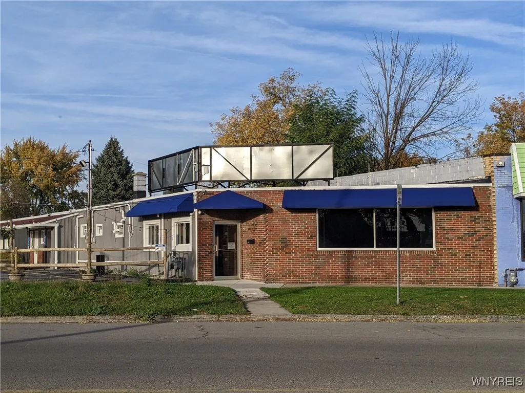 6908 Buffalo Avenue, Niagara Falls, New York 14304, Niagara Falls, New York 14304, ,Commercial Sale,For Sale,6908 Buffalo Avenue, Niagara Falls, New York 14304,0,B1598177 6908 Buffalo Avenue, Niagara Falls, New York 14304, Niagara Falls, New York 14304, ,Commercial Sale,For Sale,6908 Buffalo Avenue, Niagara Falls, New York 14304,0,B1598177