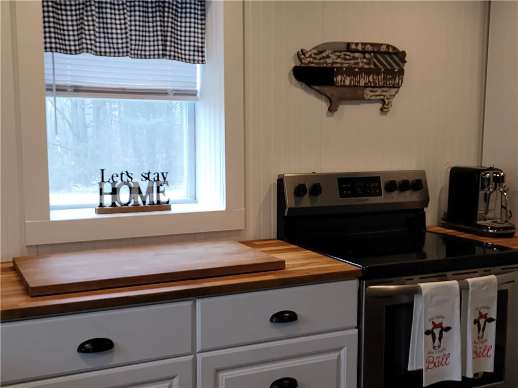 204 Ives Settlement Road, Guilford, New York 13780, Guilford, New York 13780, 2 Bedrooms Bedrooms, 4 Rooms Rooms,1 BathroomBathrooms,Residential,For Sale,204 Ives Settlement Road, Guilford, New York 13780,R1598507