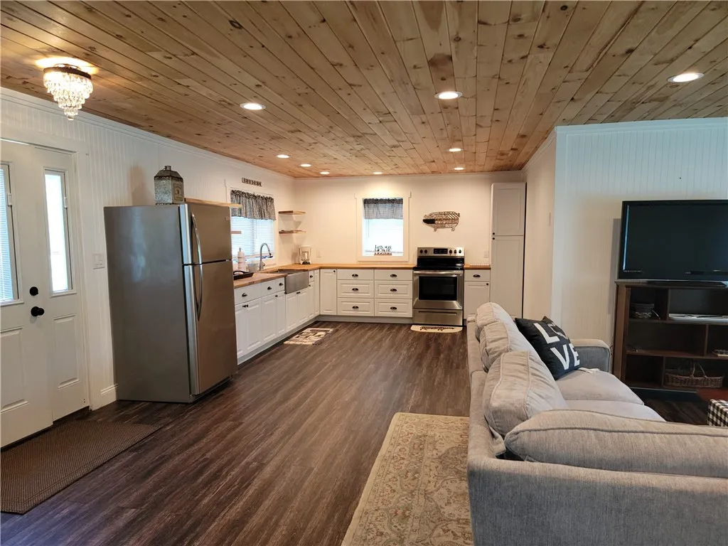 204 Ives Settlement Road, Guilford, New York 13780, Guilford, New York 13780, 2 Bedrooms Bedrooms, 4 Rooms Rooms,1 BathroomBathrooms,Residential,For Sale,204 Ives Settlement Road, Guilford, New York 13780,R1598507