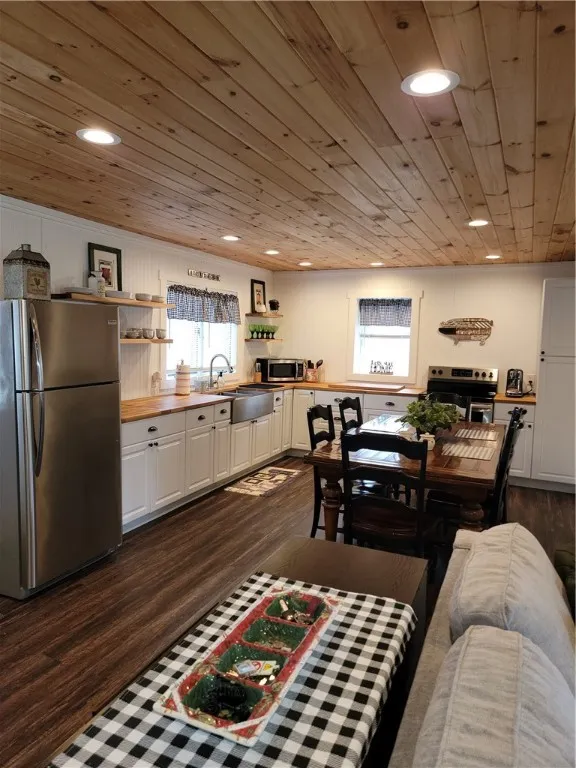 204 Ives Settlement Road, Guilford, New York 13780, Guilford, New York 13780, 2 Bedrooms Bedrooms, 4 Rooms Rooms,1 BathroomBathrooms,Residential,For Sale,204 Ives Settlement Road, Guilford, New York 13780,R1598507