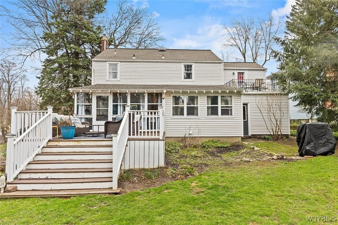220 Burroughs Drive, Amherst, New York 14226, Amherst, New York 14226, 3 Bedrooms Bedrooms, 9 Rooms Rooms,1 BathroomBathrooms,Residential,Closed,220 Burroughs Drive, Amherst, New York 14226,0,B1598259