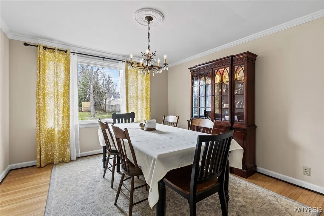 220 Burroughs Drive, Amherst, New York 14226, Amherst, New York 14226, 3 Bedrooms Bedrooms, 9 Rooms Rooms,1 BathroomBathrooms,Residential,Closed,220 Burroughs Drive, Amherst, New York 14226,0,B1598259