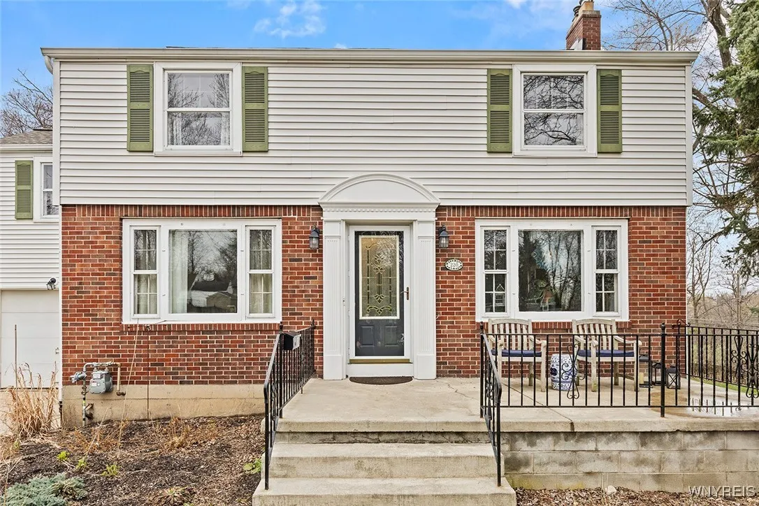 220 Burroughs Drive, Amherst, New York 14226, Amherst, New York 14226, 3 Bedrooms Bedrooms, 9 Rooms Rooms,1 BathroomBathrooms,Residential,Closed,220 Burroughs Drive, Amherst, New York 14226,0,B1598259