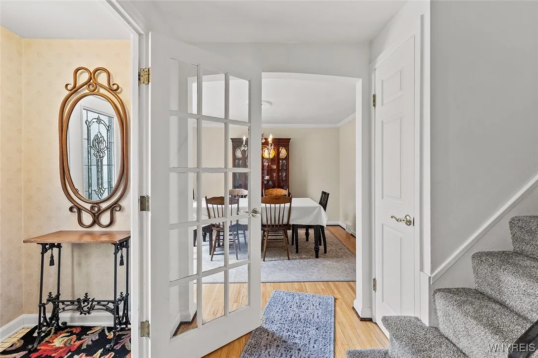 220 Burroughs Drive, Amherst, New York 14226, Amherst, New York 14226, 3 Bedrooms Bedrooms, 9 Rooms Rooms,1 BathroomBathrooms,Residential,Closed,220 Burroughs Drive, Amherst, New York 14226,0,B1598259