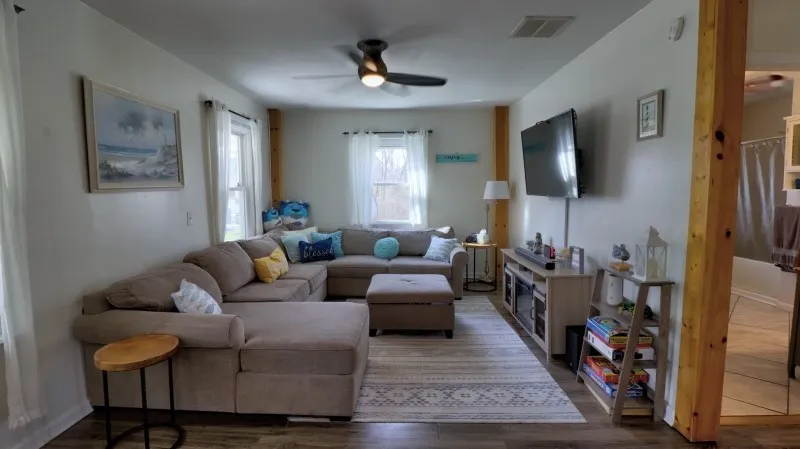 221 Cayuga Street, Springport, New York 13160, Springport, New York 13160, 4 Bedrooms Bedrooms, 8 Rooms Rooms,2 BathroomsBathrooms,Residential,Closed,221 Cayuga Street, Springport, New York 13160,R1598576