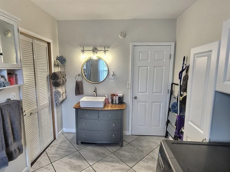221 Cayuga Street, Springport, New York 13160, Springport, New York 13160, 4 Bedrooms Bedrooms, 8 Rooms Rooms,2 BathroomsBathrooms,Residential,Closed,221 Cayuga Street, Springport, New York 13160,R1598576