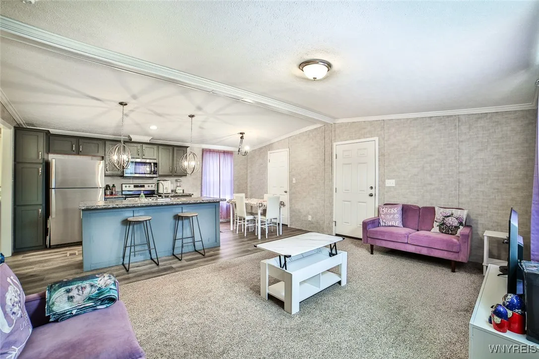 1774 Military Road 27, Tonawanda, New York 14217, Tonawanda, New York 14217, 3 Bedrooms Bedrooms, 5 Rooms Rooms,1 BathroomBathrooms,Residential,For Sale,1774 Military Road 27, Tonawanda, New York 14217,B1598567