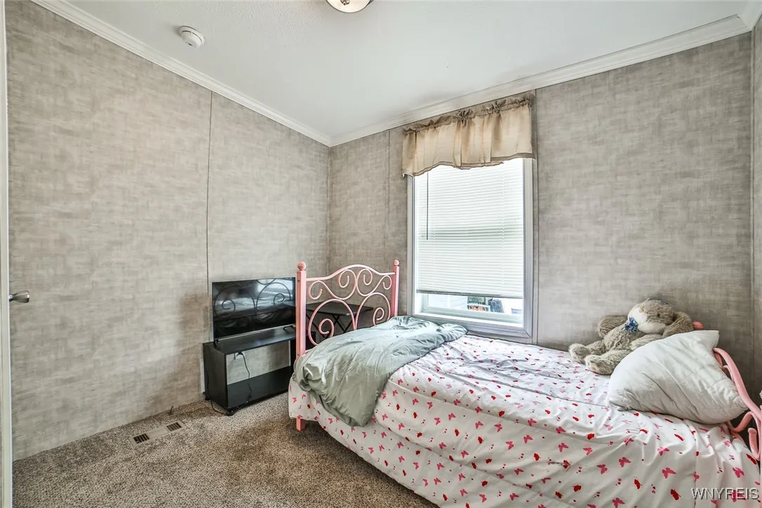 1774 Military Road 27, Tonawanda, New York 14217, Tonawanda, New York 14217, 3 Bedrooms Bedrooms, 5 Rooms Rooms,1 BathroomBathrooms,Residential,For Sale,1774 Military Road 27, Tonawanda, New York 14217,B1598567