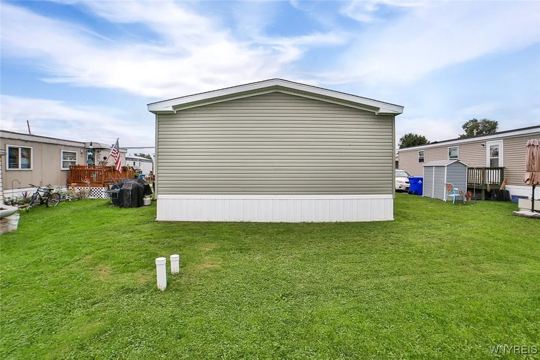 1774 Military Road 27, Tonawanda, New York 14217, Tonawanda, New York 14217, 3 Bedrooms Bedrooms, 5 Rooms Rooms,1 BathroomBathrooms,Residential,For Sale,1774 Military Road 27, Tonawanda, New York 14217,B1598567
