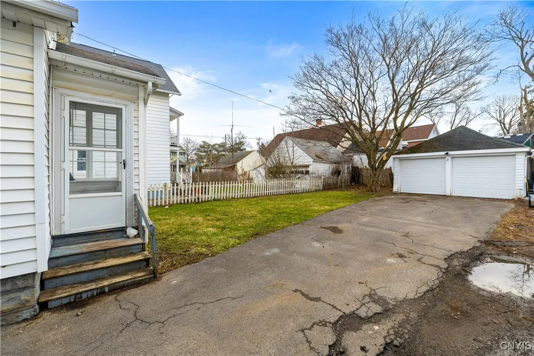 1609 Brinckerhoff Avenue, Utica, New York 13501, Utica, New York 13501, 3 Bedrooms Bedrooms, 6 Rooms Rooms,1 BathroomBathrooms,Residential,Closed,1609 Brinckerhoff Avenue, Utica, New York 13501,S1593929
