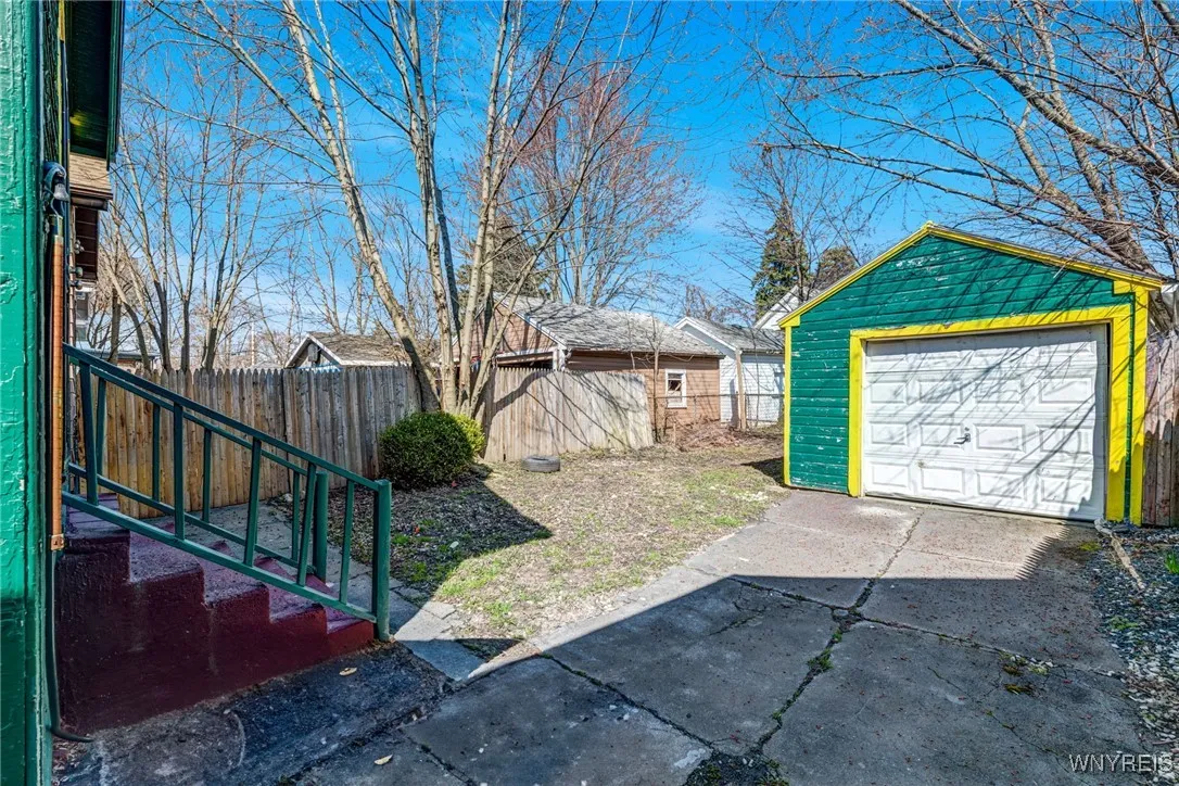 43 Freund Street, Buffalo, New York 14211, Buffalo, New York 14211, 4 Bedrooms Bedrooms, 7 Rooms Rooms,1 BathroomBathrooms,Residential,Closed,43 Freund Street, Buffalo, New York 14211,0,B1598709