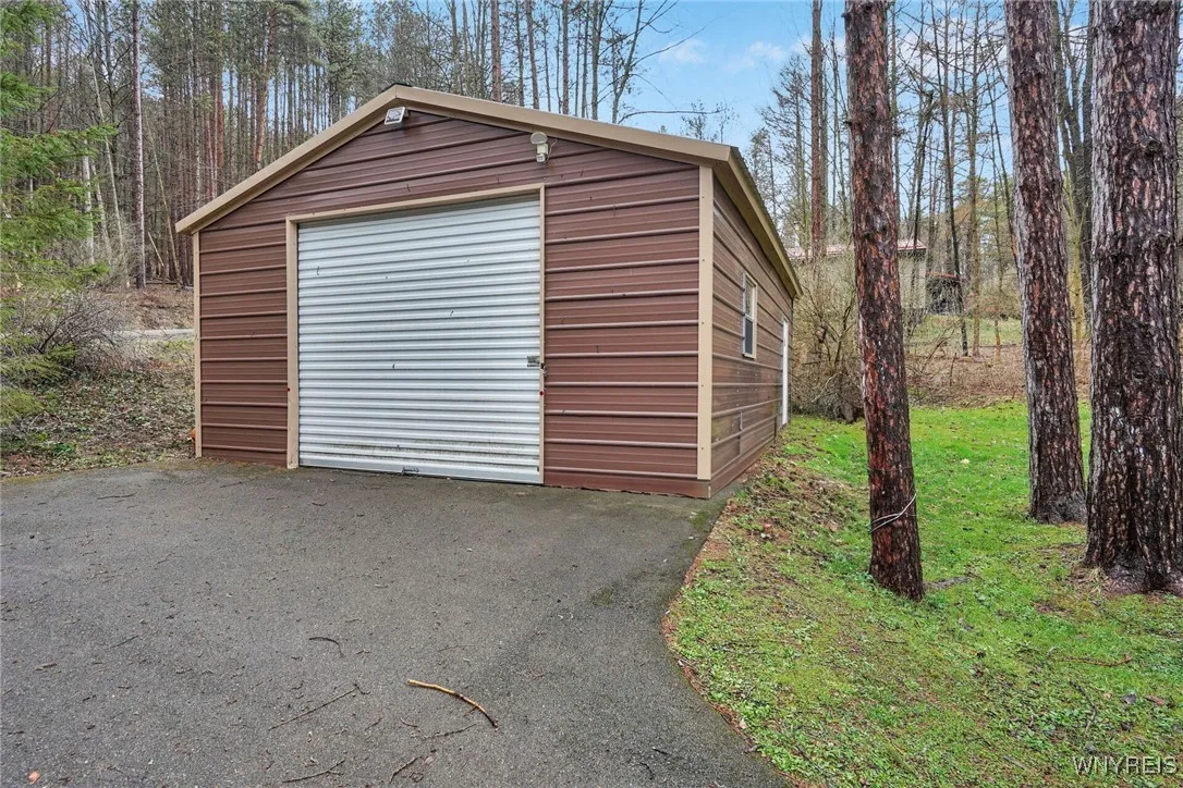 3608 Ford Miles Road, Hinsdale, New York 14727, Hinsdale, New York 14727, 3 Bedrooms Bedrooms, 8 Rooms Rooms,2 BathroomsBathrooms,Residential,For Sale,3608 Ford Miles Road, Hinsdale, New York 14727,B1598722