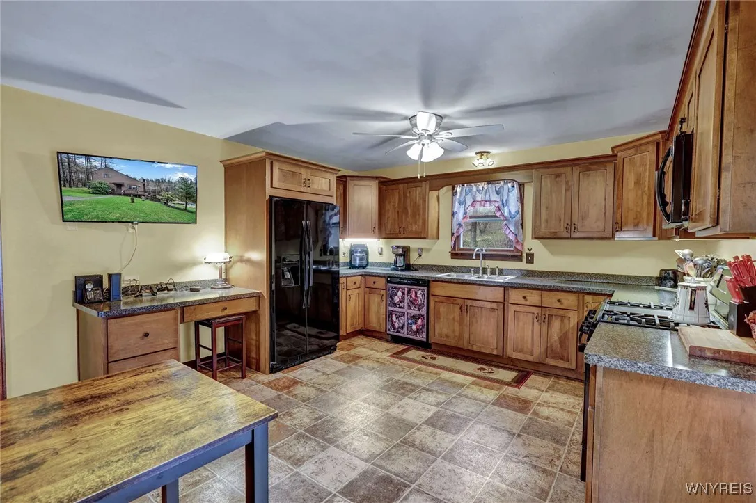 3608 Ford Miles Road, Hinsdale, New York 14727, Hinsdale, New York 14727, 3 Bedrooms Bedrooms, 8 Rooms Rooms,2 BathroomsBathrooms,Residential,For Sale,3608 Ford Miles Road, Hinsdale, New York 14727,B1598722