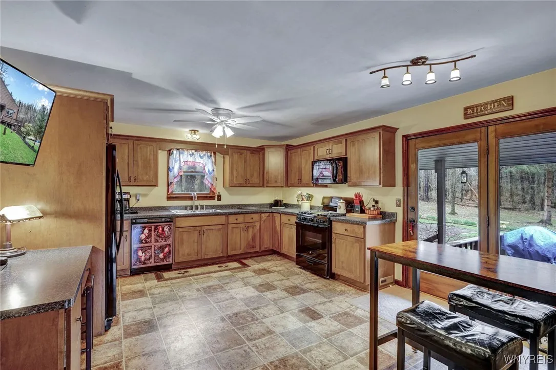 3608 Ford Miles Road, Hinsdale, New York 14727, Hinsdale, New York 14727, 3 Bedrooms Bedrooms, 8 Rooms Rooms,2 BathroomsBathrooms,Residential,For Sale,3608 Ford Miles Road, Hinsdale, New York 14727,B1598722