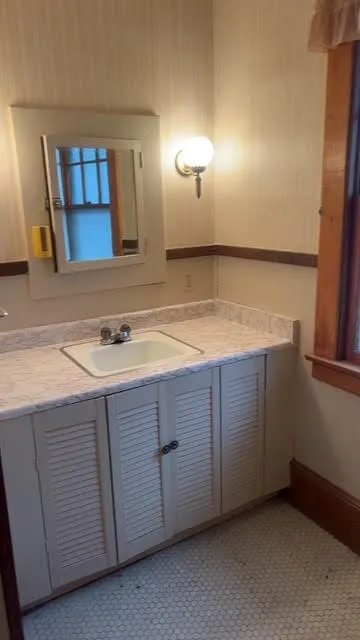 397 Raines Park, Rochester, New York 14613, Rochester, New York 14613, 3 Bedrooms Bedrooms, ,2 BathroomsBathrooms,Residential,Closed,397 Raines Park, Rochester, New York 14613,0,R1598739