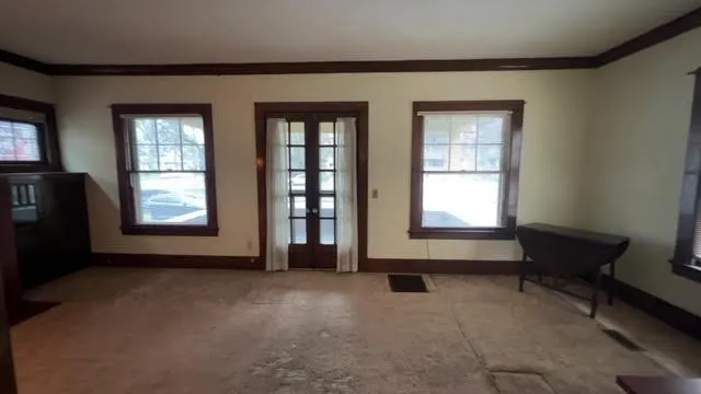 397 Raines Park, Rochester, New York 14613, Rochester, New York 14613, 3 Bedrooms Bedrooms, ,2 BathroomsBathrooms,Residential,Closed,397 Raines Park, Rochester, New York 14613,0,R1598739