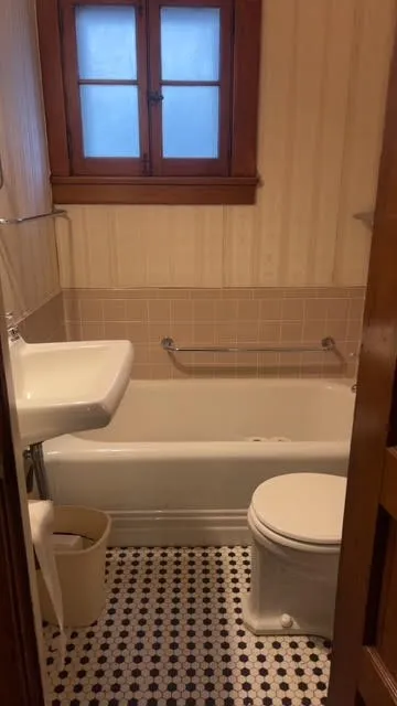 397 Raines Park, Rochester, New York 14613, Rochester, New York 14613, 3 Bedrooms Bedrooms, ,2 BathroomsBathrooms,Residential,Closed,397 Raines Park, Rochester, New York 14613,0,R1598739
