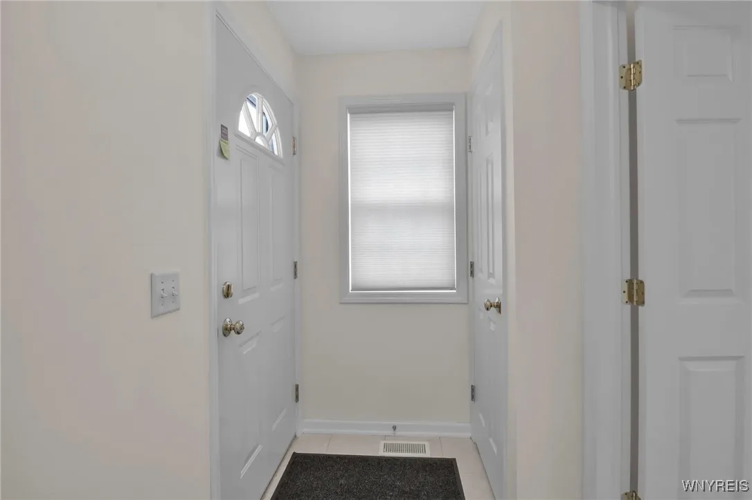 4331 Berkley Place P2, Hamburg, New York 14075, Hamburg, New York 14075, 2 Bedrooms Bedrooms, 5 Rooms Rooms,2 BathroomsBathrooms,Residential,Closed,4331 Berkley Place P2, Hamburg, New York 14075,0,B1597535