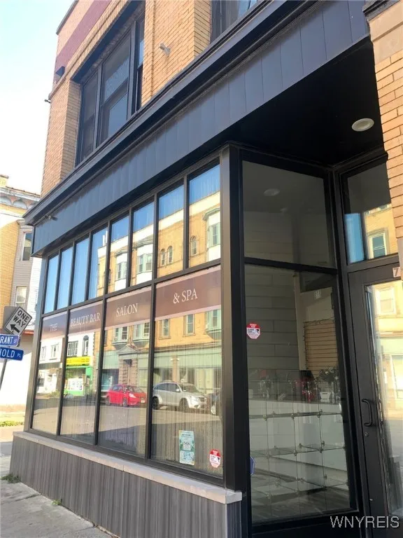 Salon