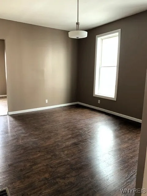 Large Dining Rooms for entertaining